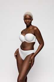 Salesbook image with head | Primadonna