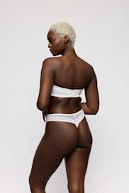 Salesbook image with head | Primadonna