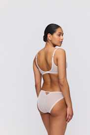 Salesbook image with head | Marie Jo