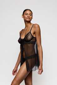 Salesbook image with head | Marie Jo