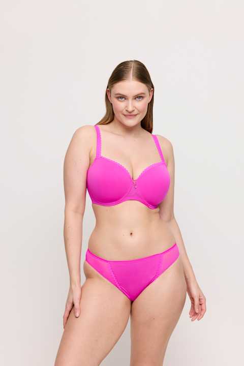 Salesbook image with head | Primadonna