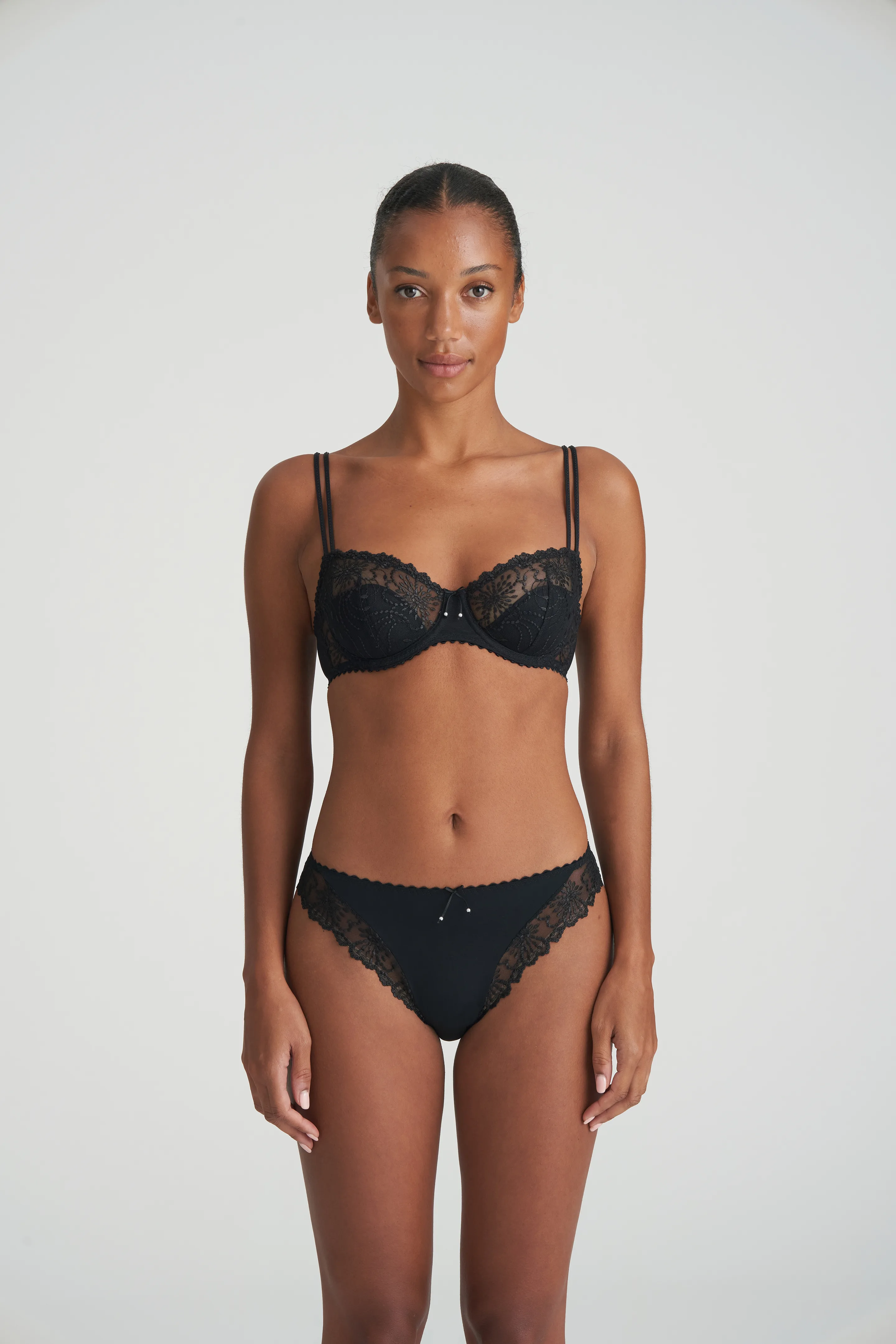 petit-point-semi-padded-plunge-balcony-bra