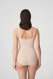 Salesbook image with head | Primadonna