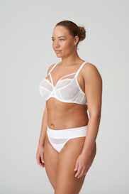 Salesbook image with head | Primadonna