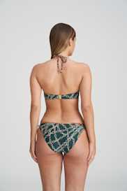 Salesbook image with head | Marie Jo