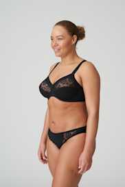 Salesbook image with head | Primadonna