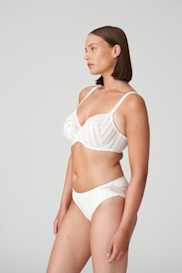 Salesbook image with head | Primadonna