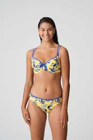 Salesbook image with head | Primadonna