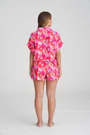 Salesbook image with head | Marie Jo