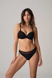 Salesbook image with head | Marie Jo