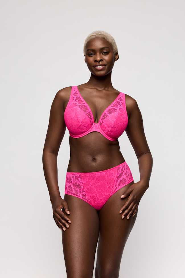 halb unterlegter BH tiefdek.