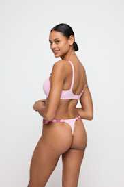 Salesbook image with head | Marie Jo