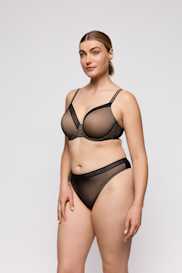 Salesbook image with head | Primadonna