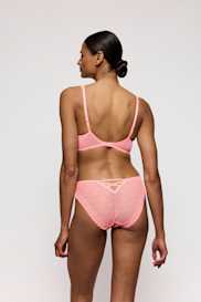 Salesbook image with head | Marie Jo