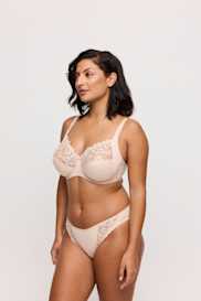 Salesbook image with head | Primadonna