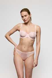 Salesbook image with head | Marie Jo