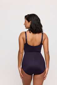 Salesbook image with head | Primadonna