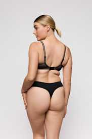 Salesbook image with head | Primadonna