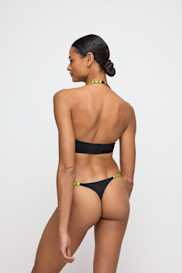 Salesbook image with head | Marie Jo