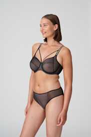 Salesbook image with head | Primadonna