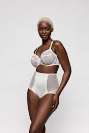 Salesbook image with head | Primadonna