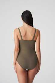 Salesbook image with head | Primadonna