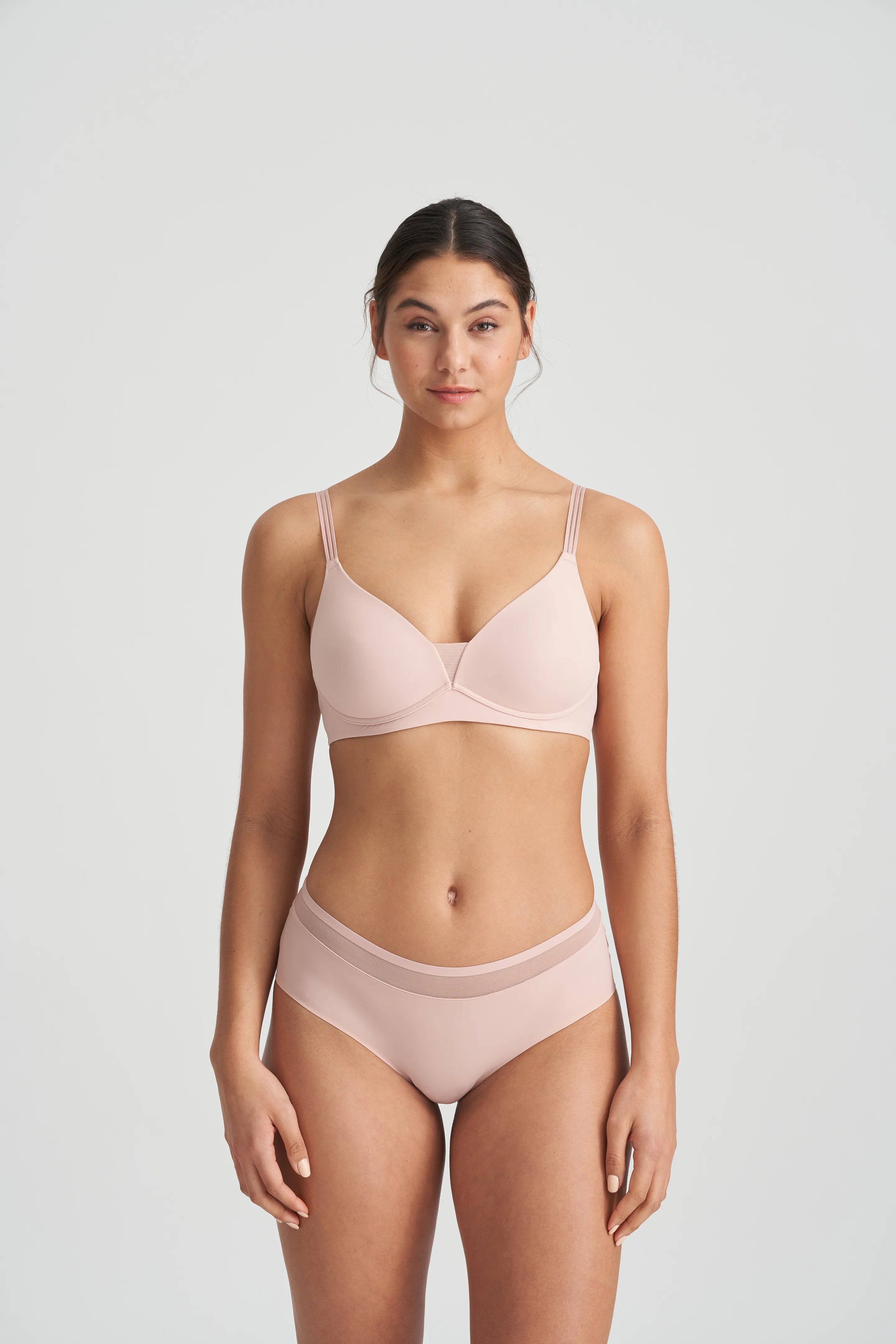 Buy Non-Padded Non-Wired Spacer Cup Full Figure Bra in Rose Pink