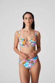 Salesbook image with head | Primadonna