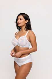 Salesbook image with head | Primadonna