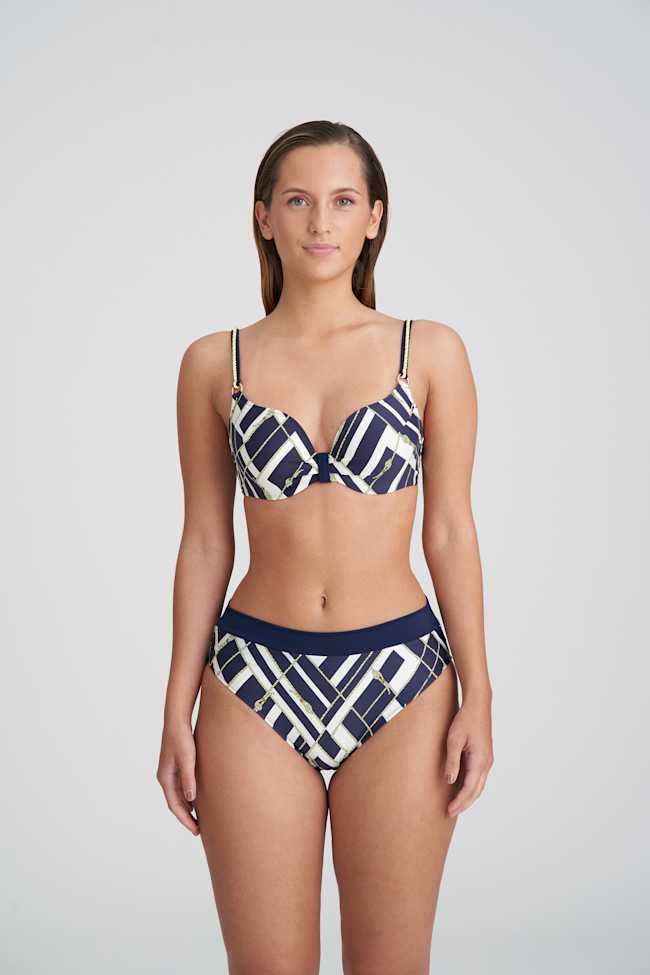 voorgevormde bikini hartvorm