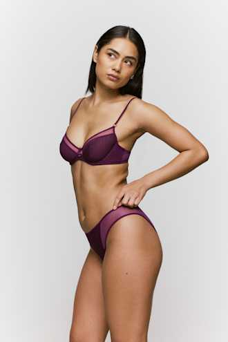 Salesbook image with head