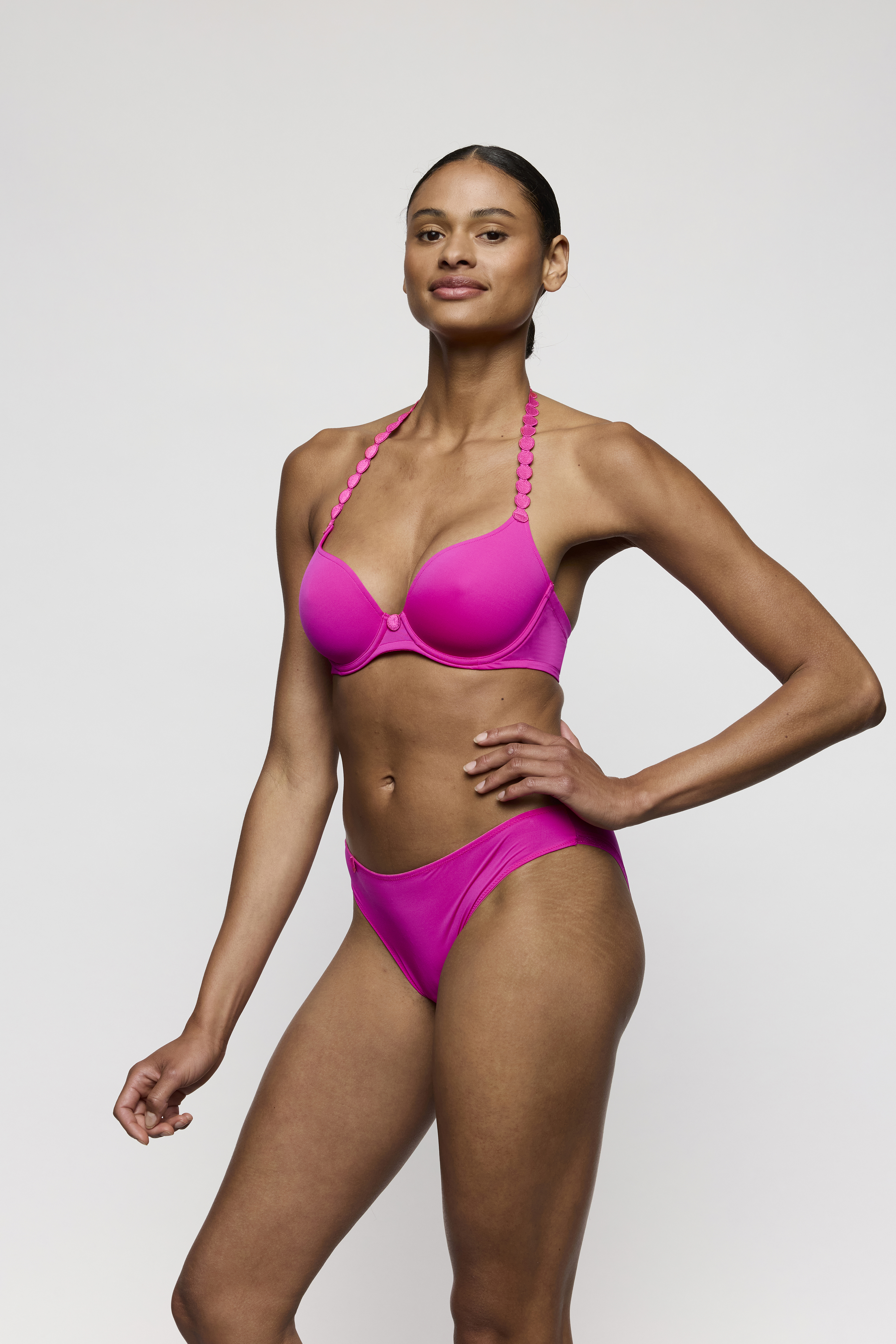 ASOS DESIGN Coppe Grandi - Milly - Reggiseno con ferretto in raso e