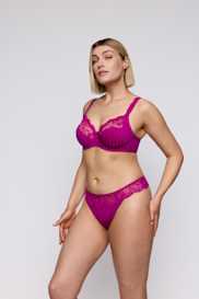 Salesbook image with head | Primadonna
