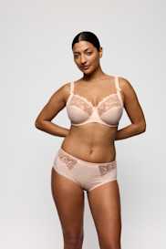 Salesbook image with head | Primadonna