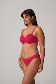 Salesbook image with head | Primadonna