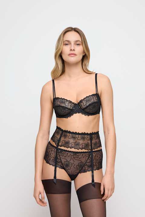 Salesbook image with head | Marie Jo