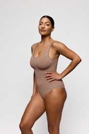 Salesbook image with head | Primadonna