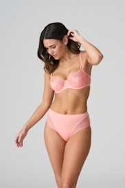 Salesbook image with head | Marie Jo