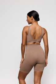 Salesbook image with head | Primadonna