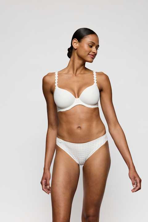 Salesbook image with head | Marie Jo