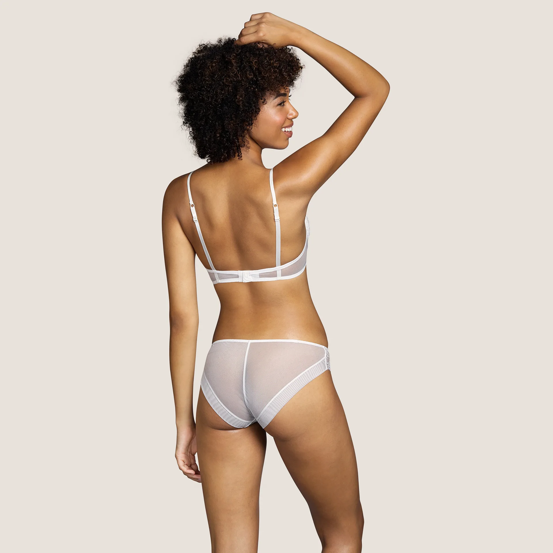 Salesbook image with head | Andres Sarda