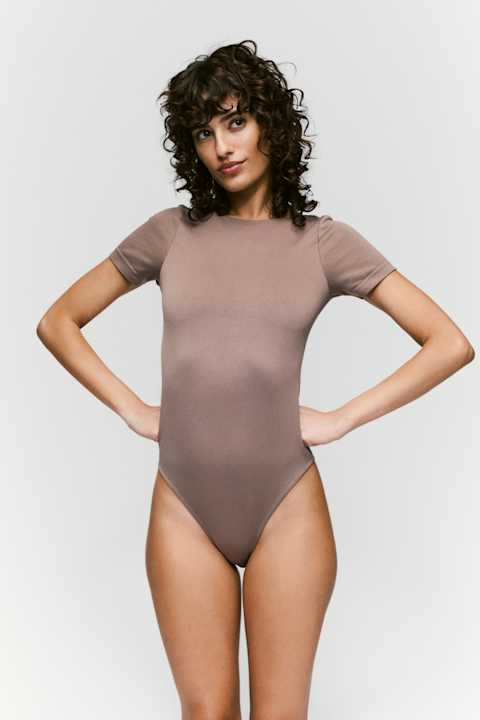 Salesbook image with head