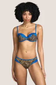 Salesbook image with head | Andres Sarda