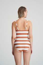 Salesbook image with head | Marie Jo