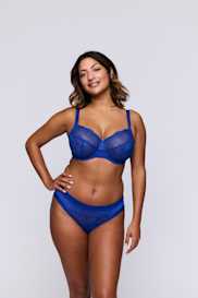 Salesbook image with head | Primadonna