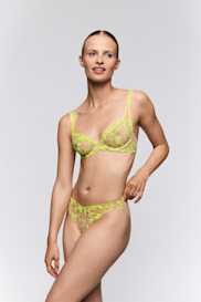 Salesbook image with head