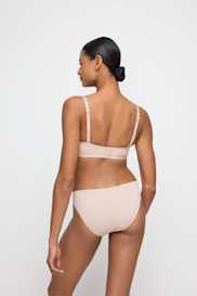 Salesbook image with head | Marie Jo