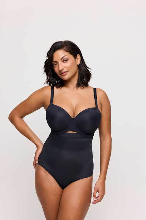 Salesbook image with head | Primadonna