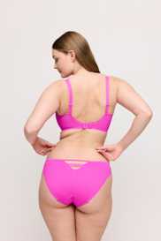 Salesbook image with head | Primadonna