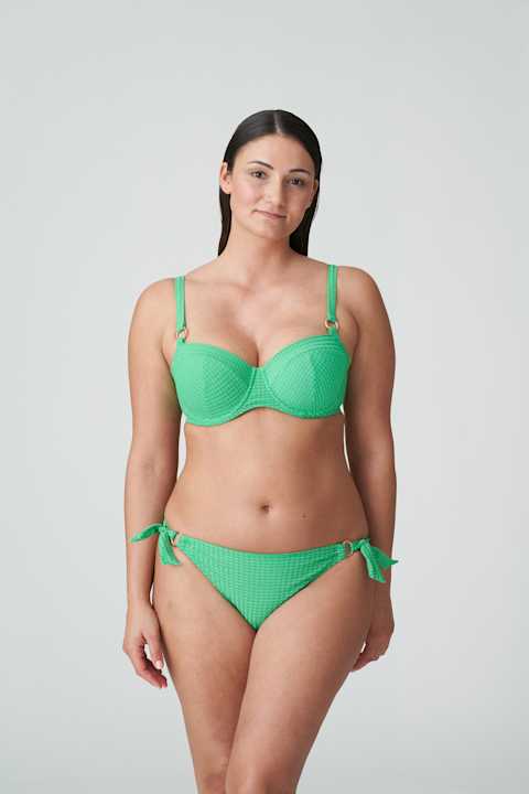 Salesbook image with head | Primadonna